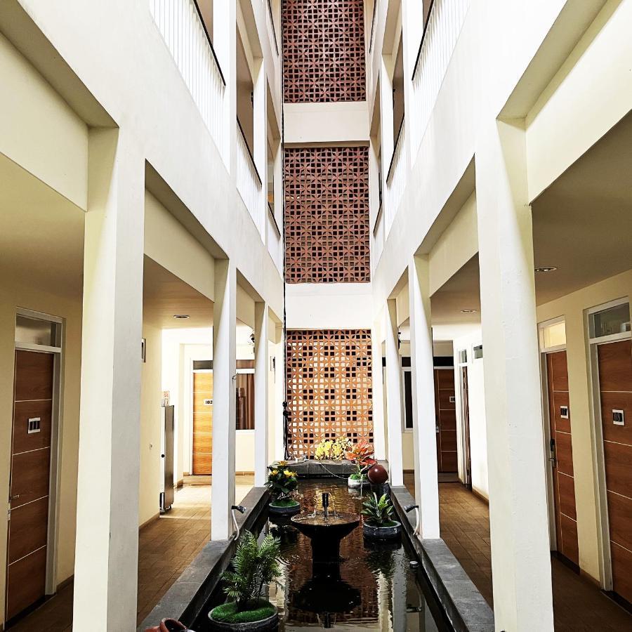 The Home Srengseng จาการ์ตา ภายนอก รูปภาพ